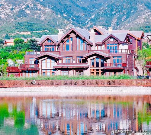 横版欧美小镇风格视频,穿越时光的横版风情之旅