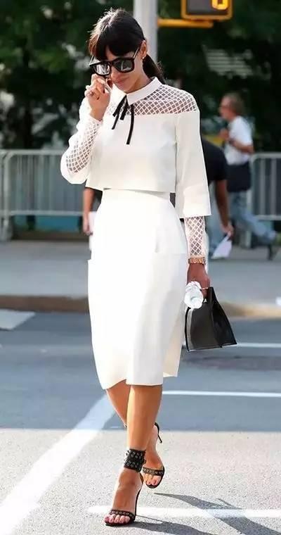 大妈欧美礼服穿搭视频,优雅转身，绽放魅力风采